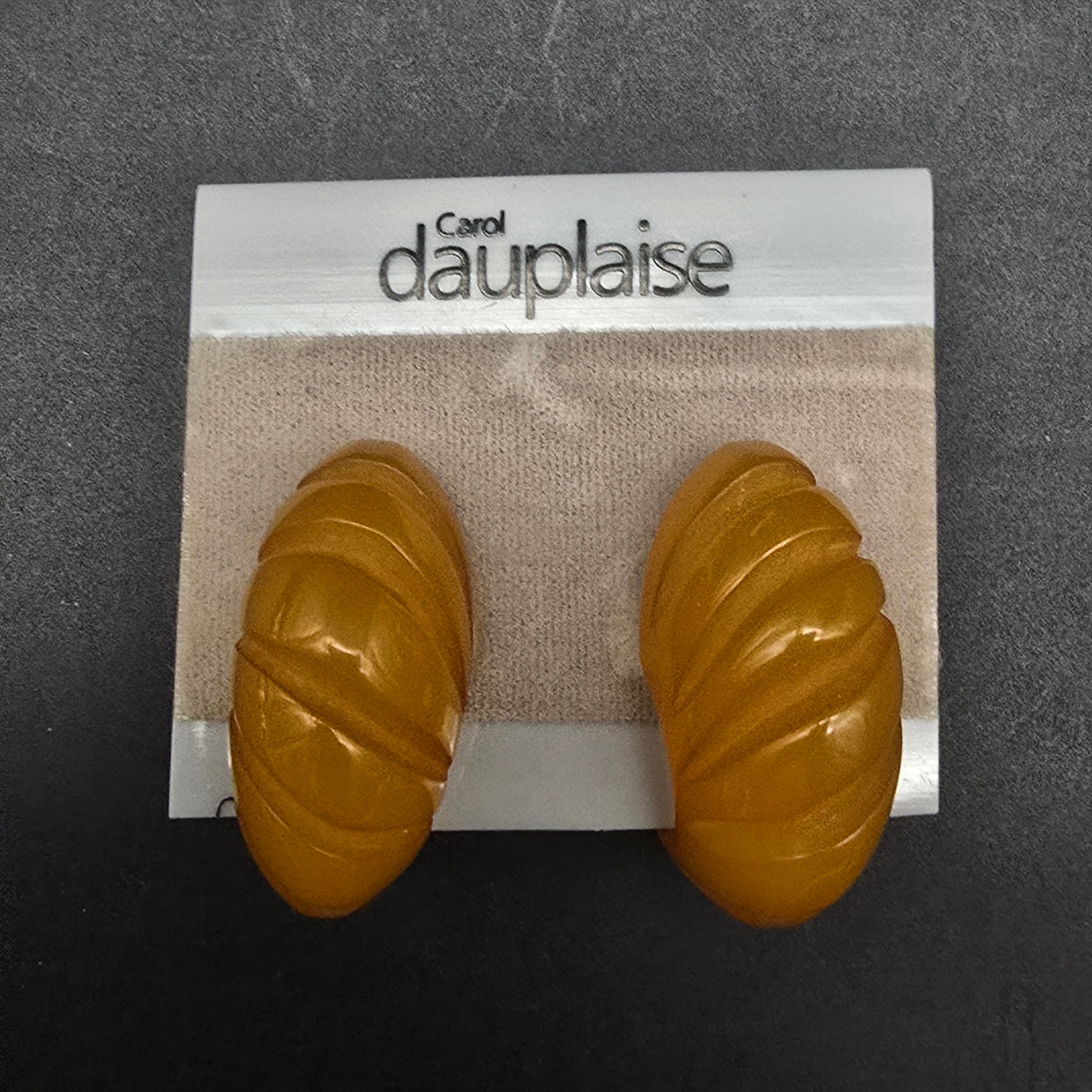 Carol Dauplaise Yellow Ribbed Hoop Earrings Clip On Vintage Nos 15$